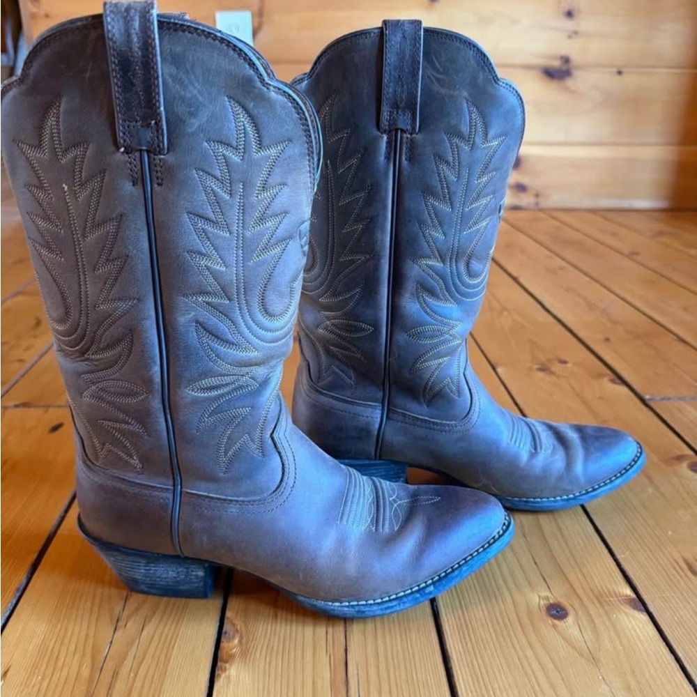 Ariat R Toe Western Boots. Brown. Women’s Size 7.